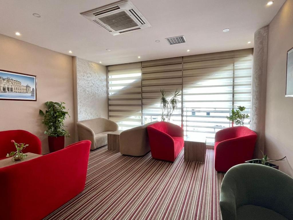 Hotel Terminal Tirana Exteriér fotografie