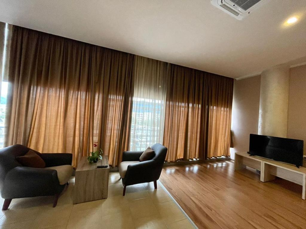 Hotel Terminal Tirana Exteriér fotografie
